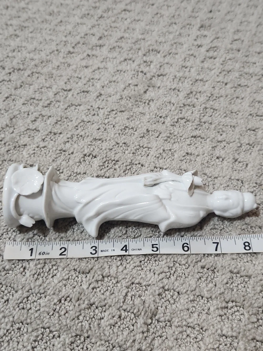 White Blanc De Chine Porcelain Guanyin Statue - Decorative Home Accent - Picture 9 of 11